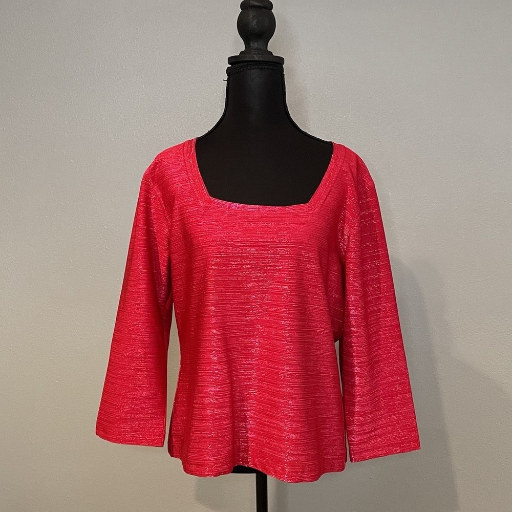 Carol Anderson Collection Women's‎ Red Shimmer 3/4 Sleeve Square Neck Top